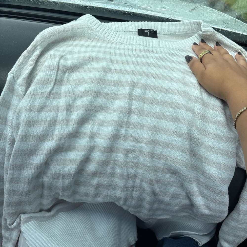 Tahari White Striped Crew Neck Sweater